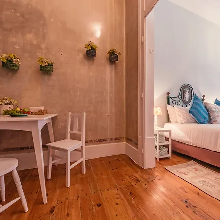 Guest house Casinha Flores Lisbon