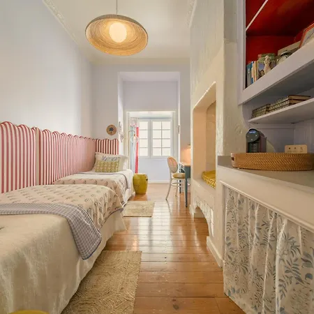 Πανσιόν Casinha Flores Lisboa