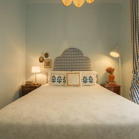 Гостьовий будинок Casinha Flores