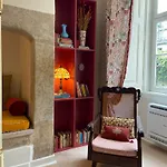 Casinha Flores بيت ضيافة