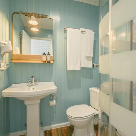 Casinha Flores Guest house Lisbon